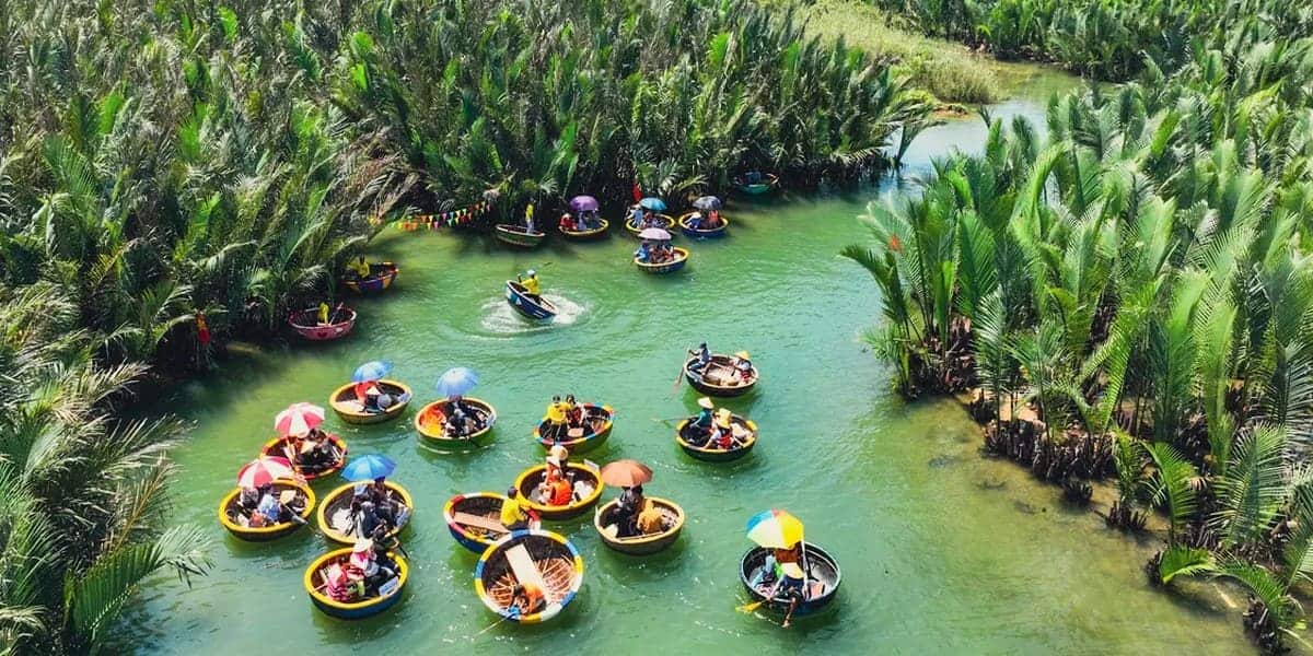 Khám Phá Du Lịch Quảng Nam Và Chuẩn Bị Hành Trang Hoàn Hảo Với Phụ Kiện Carpla Rừng dừa Bảy Mẫu
