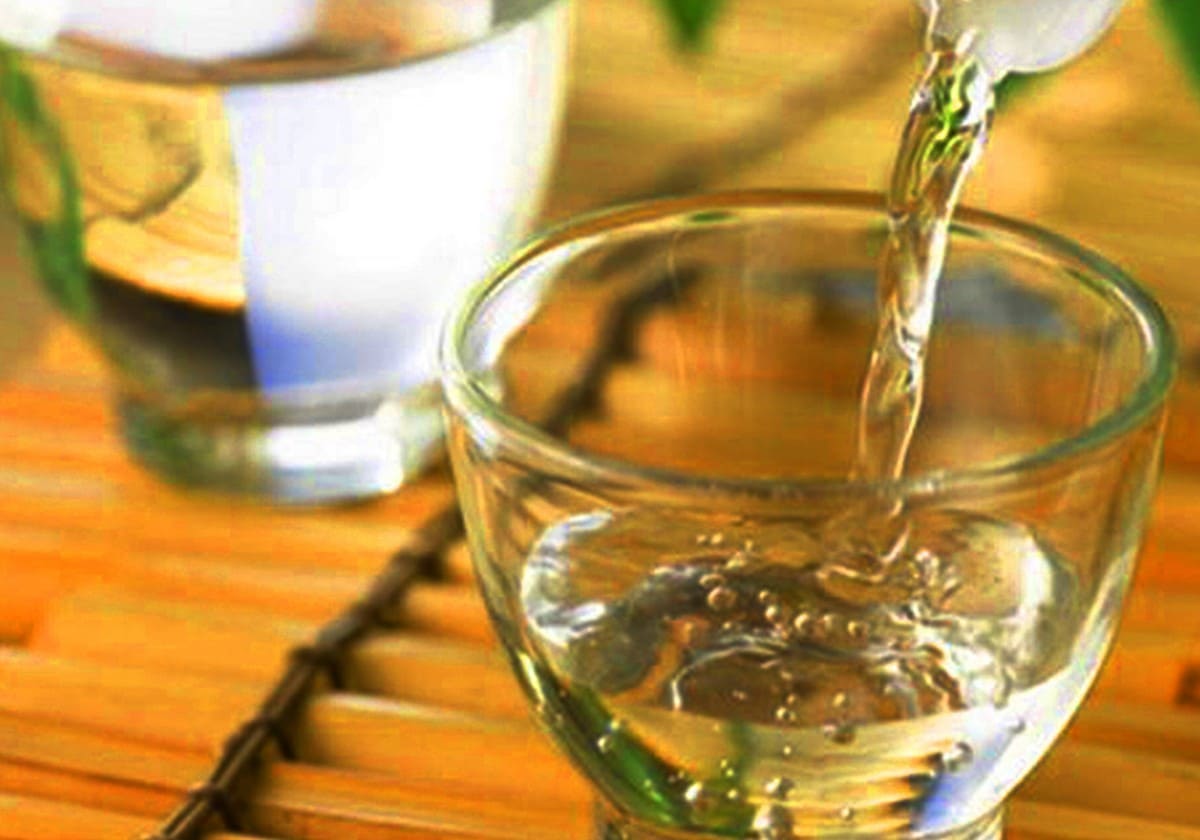 Rượu ngô men lá Rượu ngô men lá