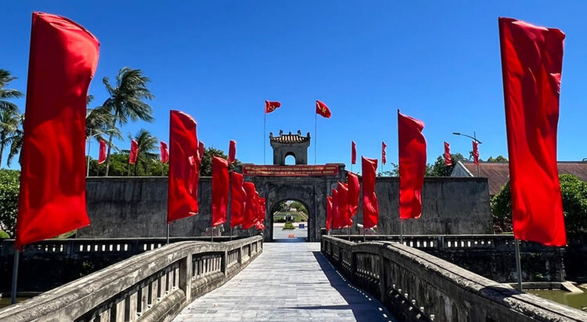 Khám Phá Du Lịch Quảng Trị Và Chuẩn Bị Hành Trang Hoàn Hảo Với Phụ Kiện Carpla Thành cổ Quảng Trị