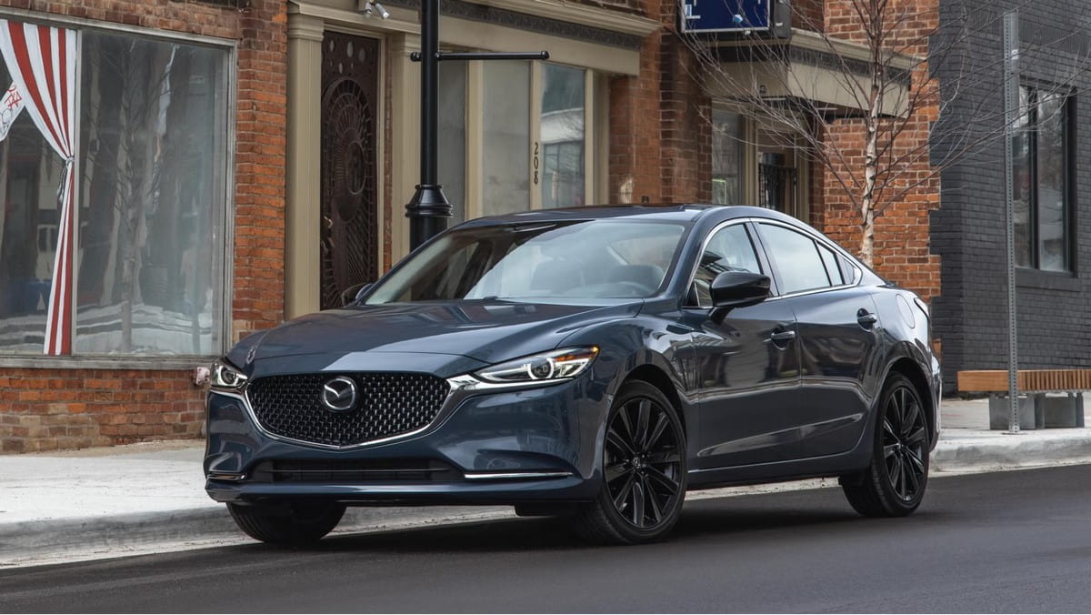Kinh nghiệm thuê xe tự lái Phan Thiết cho chuyến du lịch trọn vẹn Mazda 6