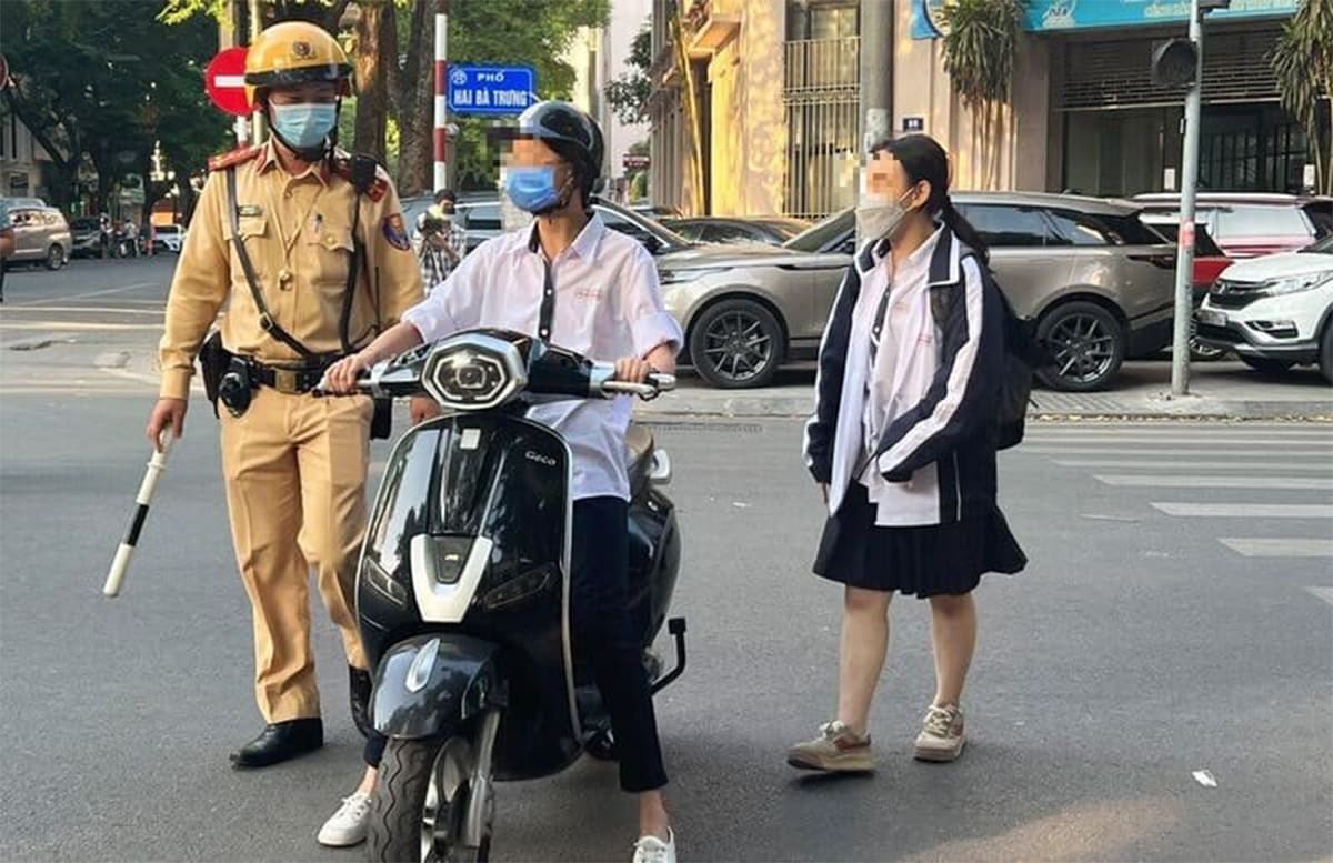 Lỗi giao xe cho người không đủ điều kiện phạt bao nhiêu?
