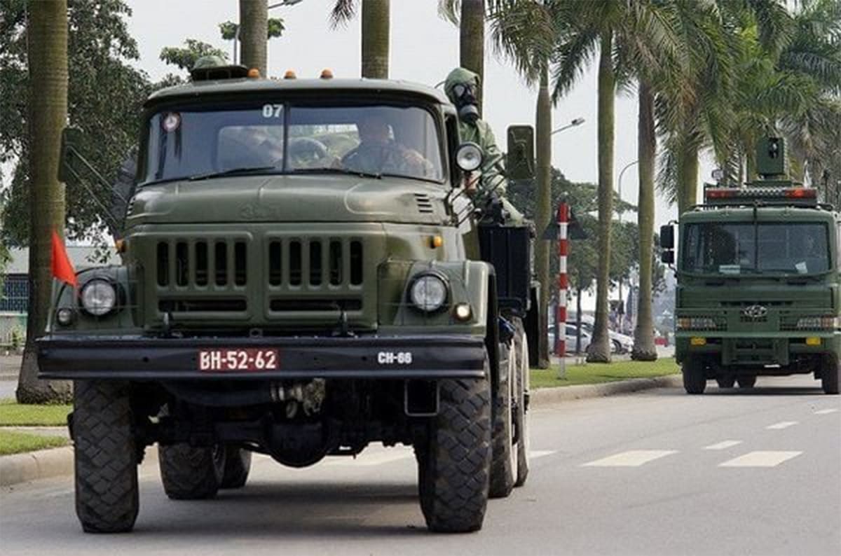 Thế nào là xe quân đội?