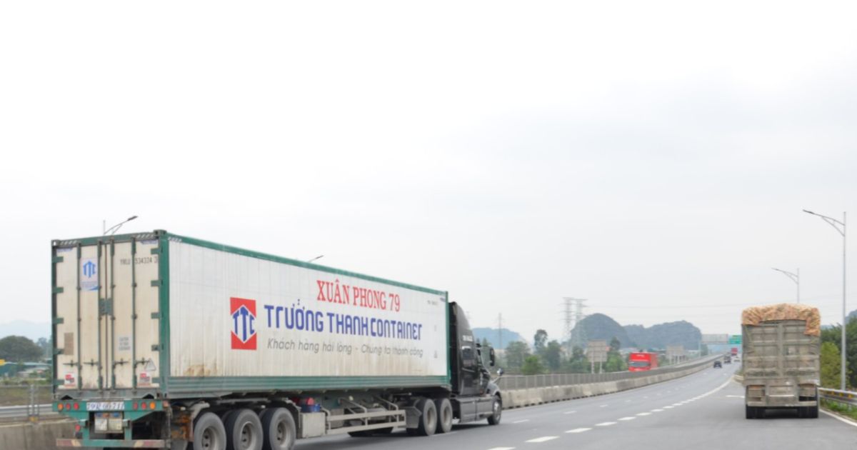 Biển cấm tổng trọng tải 10 tấn