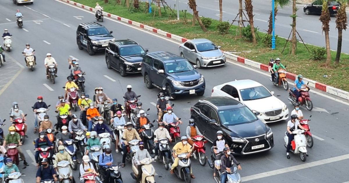 Chậm nộp phí đường bộ có bị phạt không